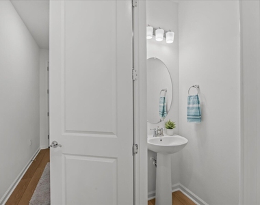 276 Sw Sally Way - Photo Thumbnail 6