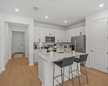 276 Sw Sally Way - Photo Thumbnail 8