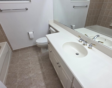 2264 Sw Newport Isles Boulevard - Photo Thumbnail 13