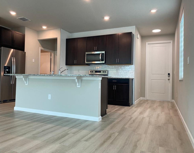 214 Osprey Preserve Boulevard - Photo Thumbnail 4