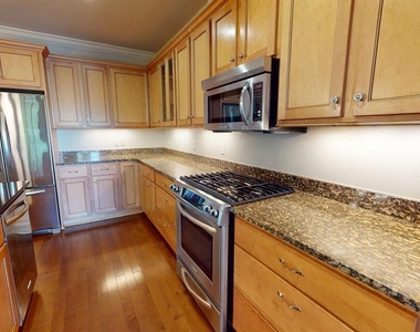205 N Geary Avenue - Photo Thumbnail 13
