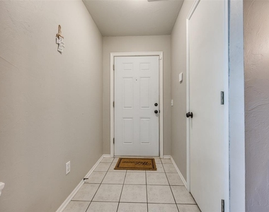 12413 Nw 3rd Street - Photo Thumbnail 3
