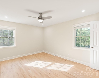 100 Chadmore Drive - Photo Thumbnail 10