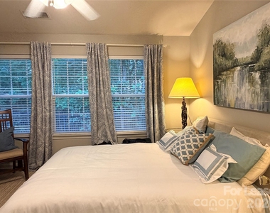 6626 Rothchild Drive - Photo Thumbnail 7