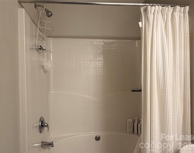 6626 Rothchild Drive - Photo Thumbnail 13