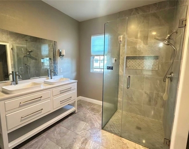 22358 Hawthorn - Photo Thumbnail 11