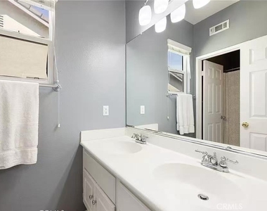 22358 Hawthorn - Photo Thumbnail 15