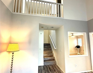 11512 Stonecrest Drive - Photo Thumbnail 14