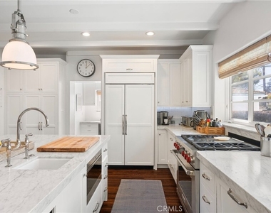 2520 Alta Avenue - Photo Thumbnail 10