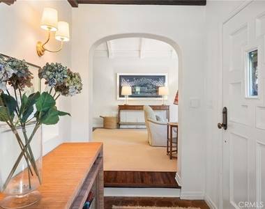 2520 Alta Avenue - Photo Thumbnail 2