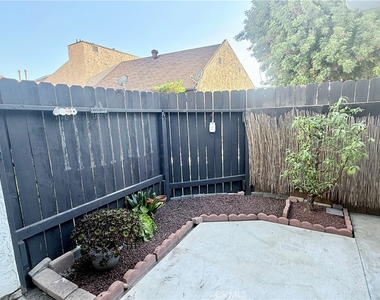 29272 Murrieta - Photo Thumbnail 13