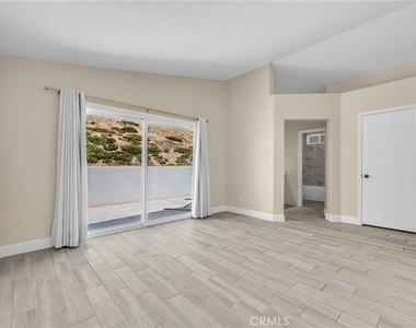 501 Roosevelt - Photo Thumbnail 21