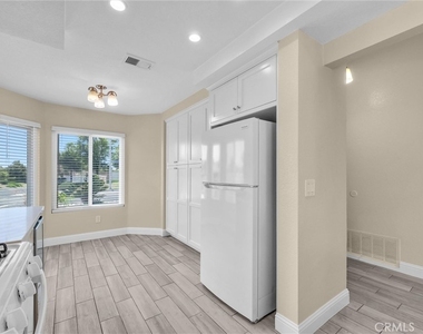 501 Roosevelt - Photo Thumbnail 6