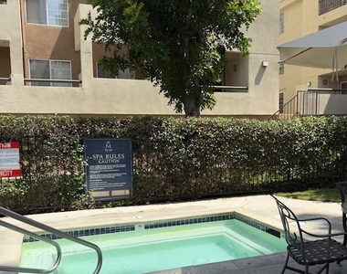 5540 Owensmouth Avenue - Photo Thumbnail 6