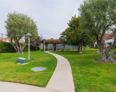 28033 Ridgebluff Court - Photo Thumbnail 1