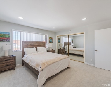 28033 Ridgebluff Court - Photo Thumbnail 9