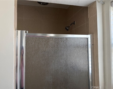 17508 Jersey Ave. - Photo Thumbnail 10