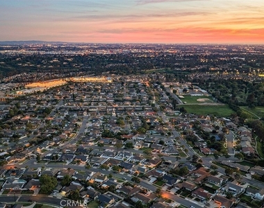 843 Bernard Drive - Photo Thumbnail 50