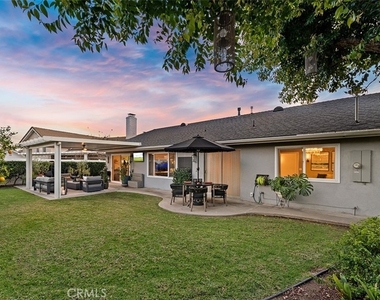 843 Bernard Drive - Photo Thumbnail 37
