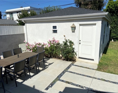 4470 Stansbury Avenue - Photo Thumbnail 44