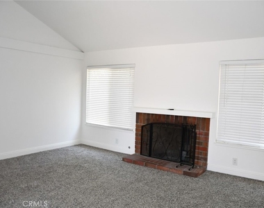 2169 Mori Lane - Photo Thumbnail 3