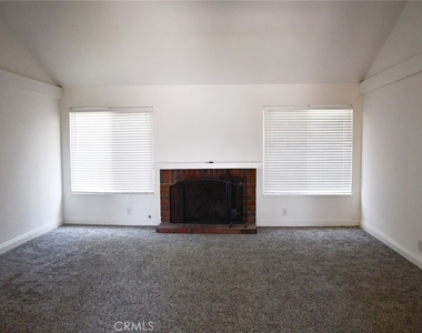 2169 Mori Lane - Photo Thumbnail 2