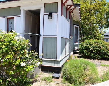 268 N Grand - Photo Thumbnail 46