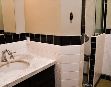 268 N Grand - Photo Thumbnail 30