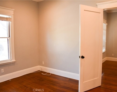268 N Grand - Photo Thumbnail 7