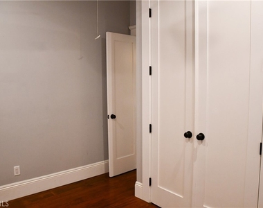 268 N Grand - Photo Thumbnail 28