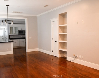 268 N Grand - Photo Thumbnail 4