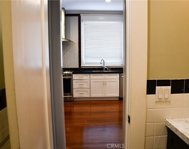 268 N Grand - Photo Thumbnail 33