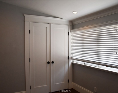 268 N Grand - Photo Thumbnail 37