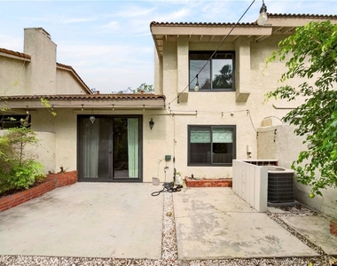 1034 Creekside Drive - Photo Thumbnail 30