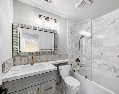 1034 Creekside Drive - Photo Thumbnail 15