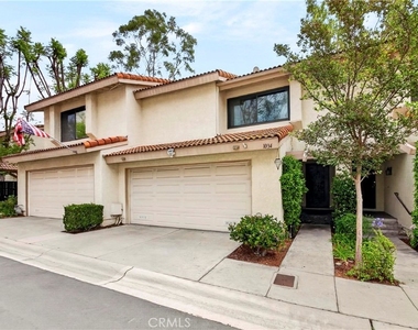 1034 Creekside Drive - Photo Thumbnail 1