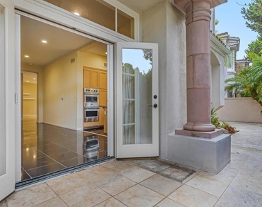 5370 Renaissance Avenue - Photo Thumbnail 34