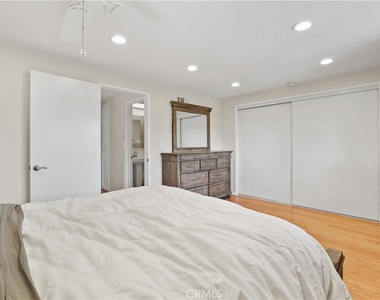 20981 Coastview Lane - Photo Thumbnail 33
