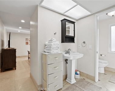 20981 Coastview Lane - Photo Thumbnail 24