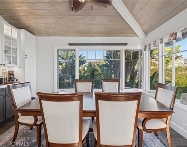 1044 Noria Street - Photo Thumbnail 5