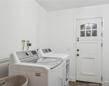 1044 Noria Street - Photo Thumbnail 15