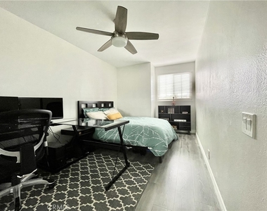 22881 Springwater - Photo Thumbnail 21