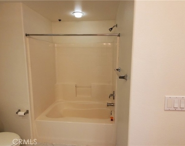 2441 Watermarke Place - Photo Thumbnail 6