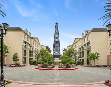 2441 Watermarke Place - Photo Thumbnail 17
