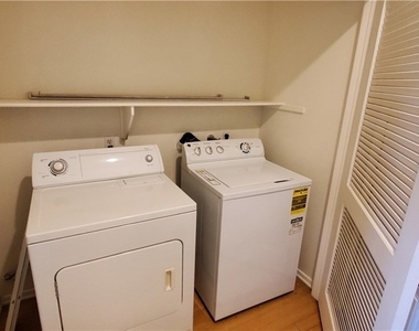 2441 Watermarke Place - Photo Thumbnail 9