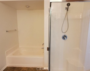 2441 Watermarke Place - Photo Thumbnail 5