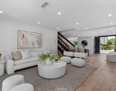 3871 Hendrix Street - Photo Thumbnail 4