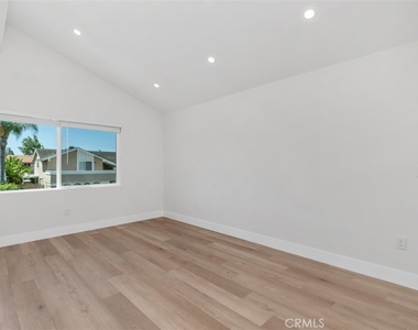 3871 Hendrix Street - Photo Thumbnail 26