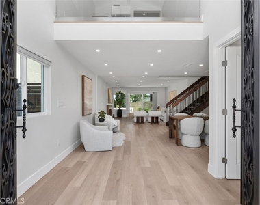 3871 Hendrix Street - Photo Thumbnail 2