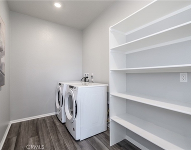 1221 Brush Creek - Photo Thumbnail 16